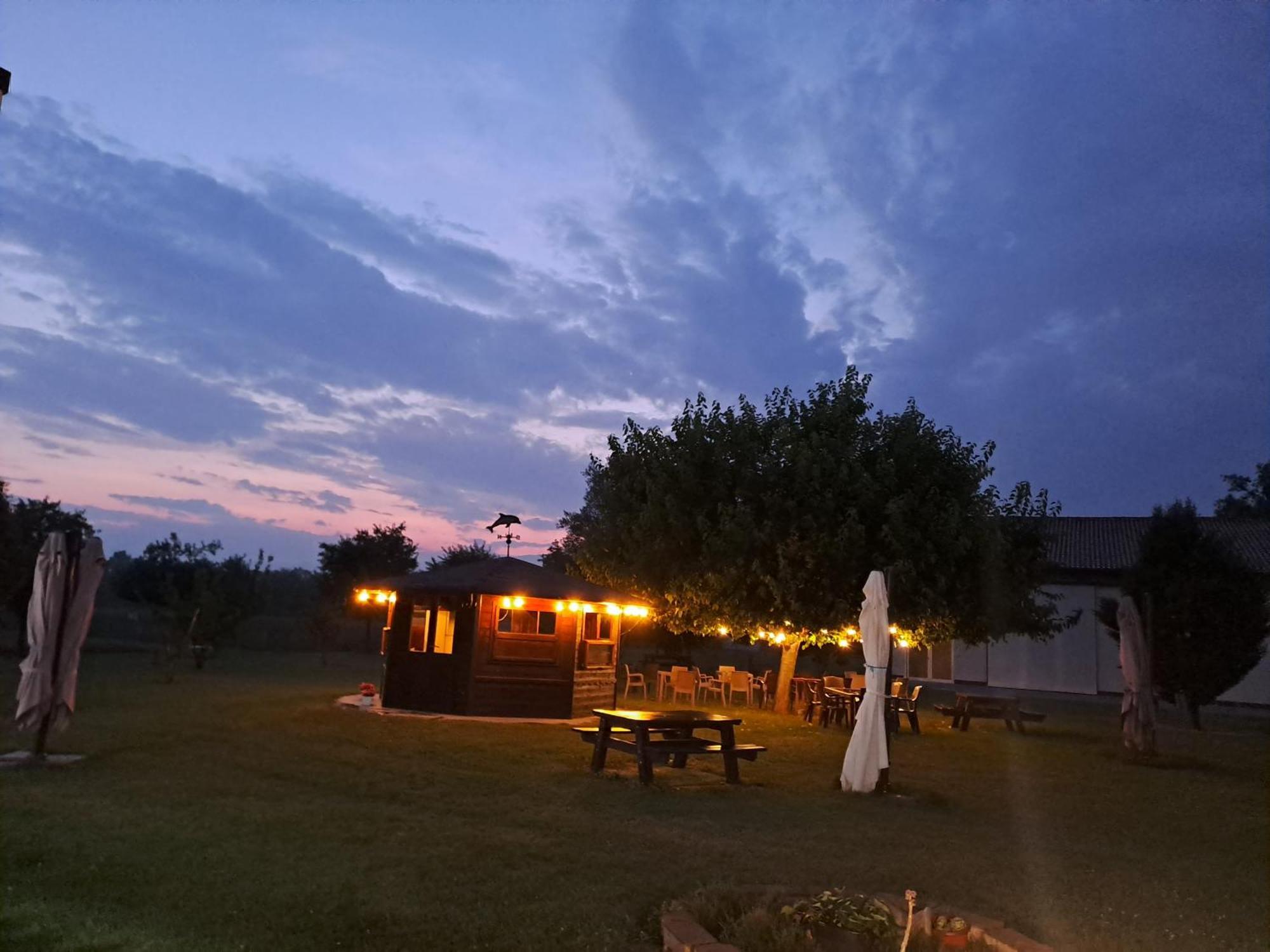 Azienda Agrituristica Ai Prai 카스텔로디고데고 외부 사진